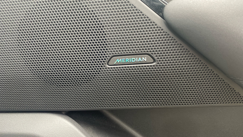 Land Rover Range Rover Velar 2.0 D200 MHEV Dynamic SE 5dr Auto Diesel Estate